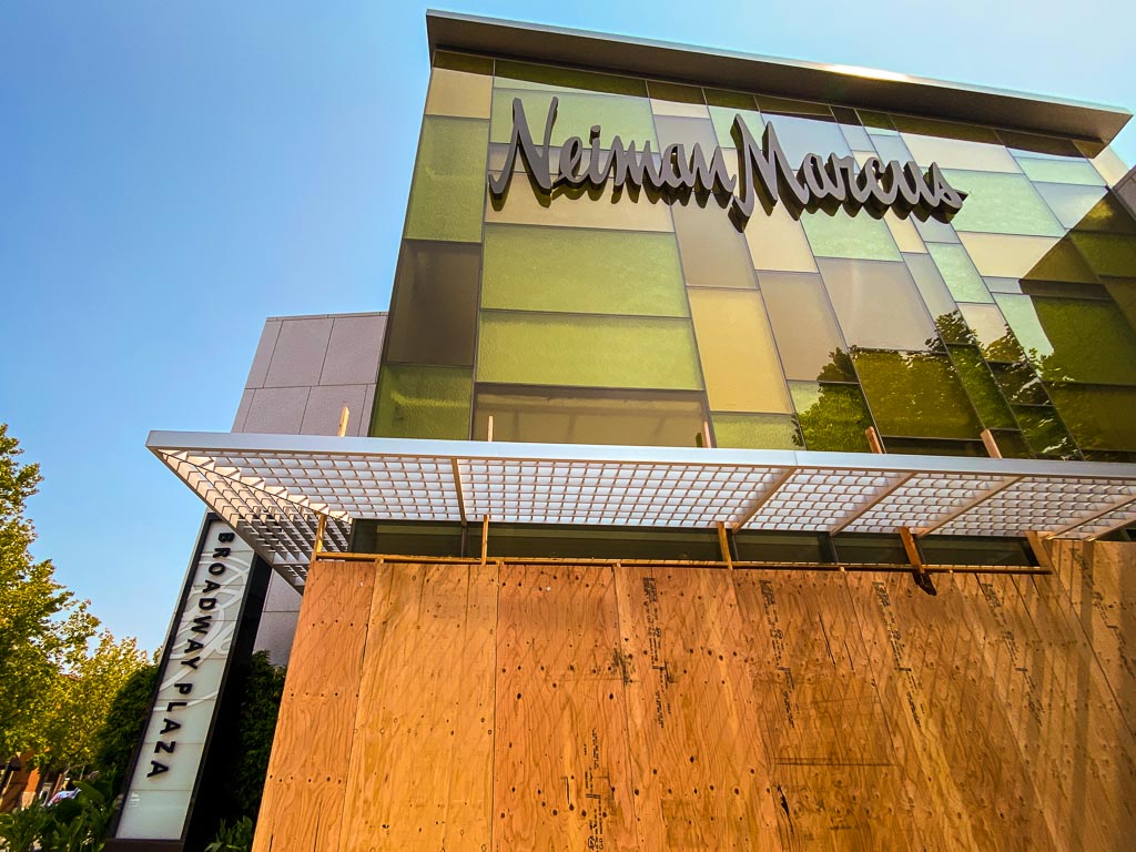 Neiman Marcus Beverly Hills, PatricksMercy